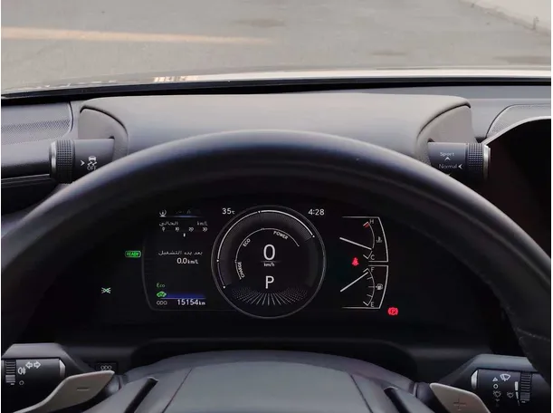 Car image 26