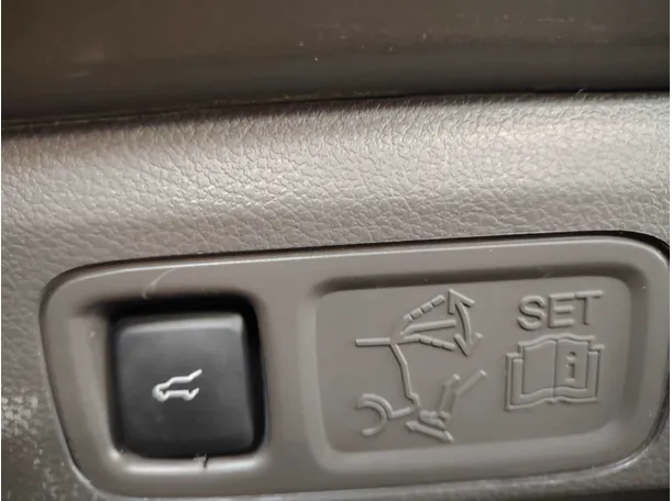 Car image 41