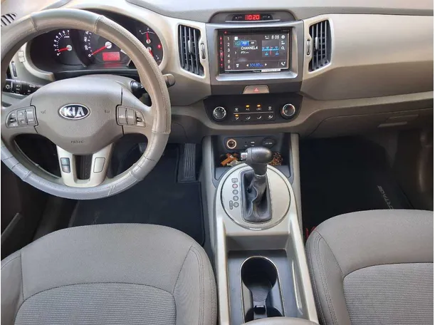 Car image 16