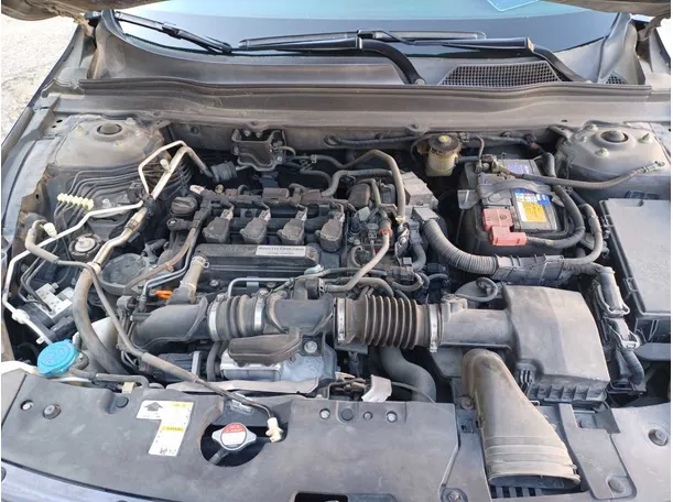 Car image 26