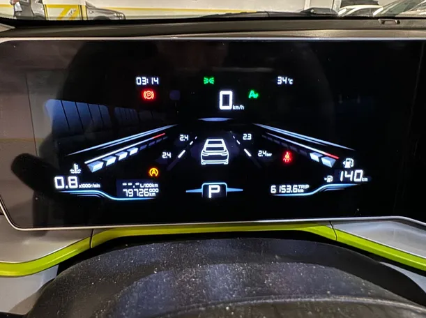 Car image 19