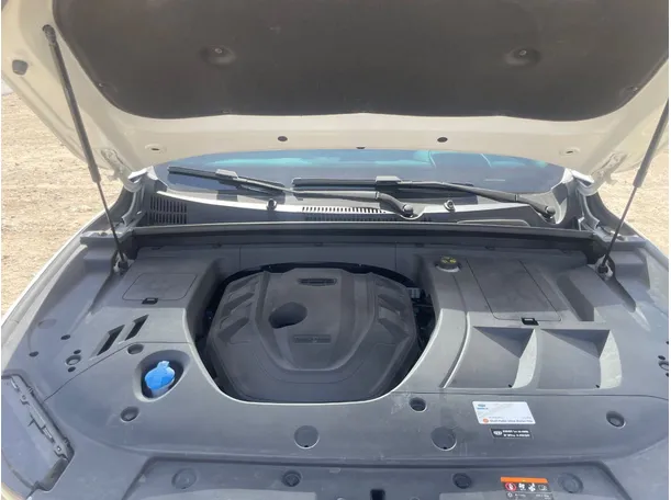 Car image 31