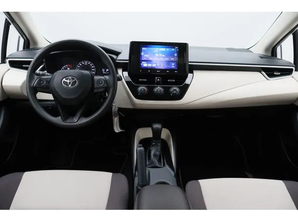 Car image 14