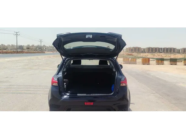 Car image 22