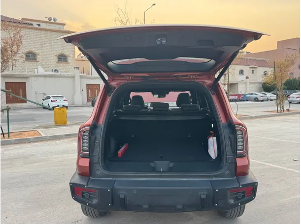 Car image 20