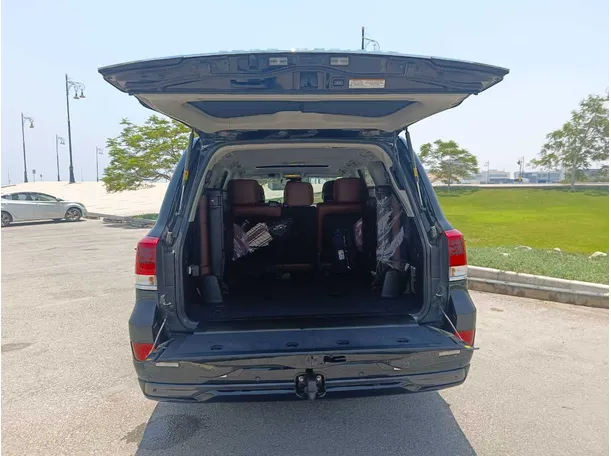 Car image 31