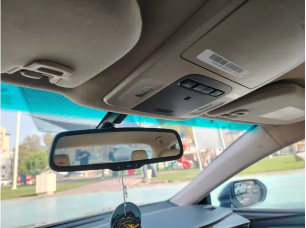 Car image 31