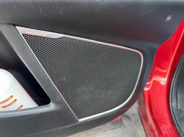 Car image 26