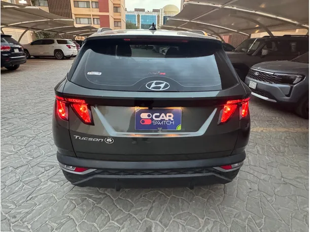 Car image 6