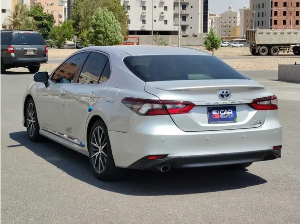 Car image 7