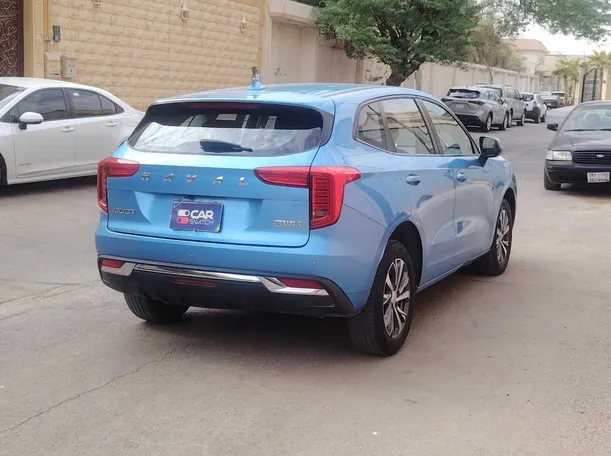 Car image 5