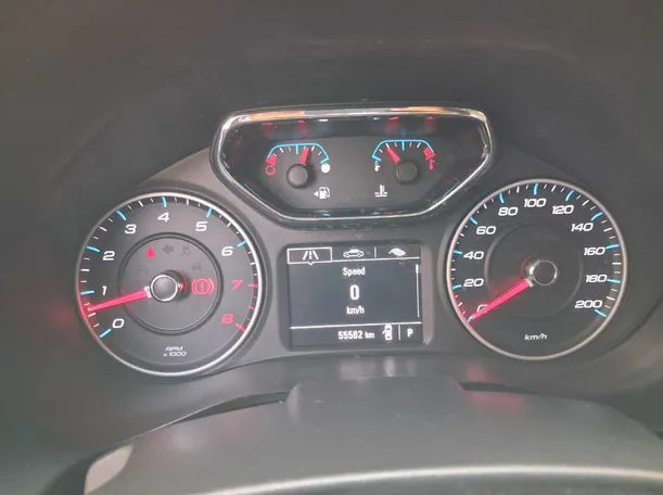 Car image 18