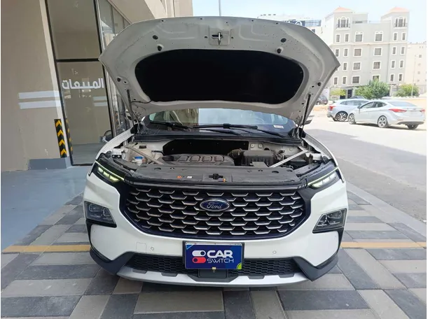 Car image 35