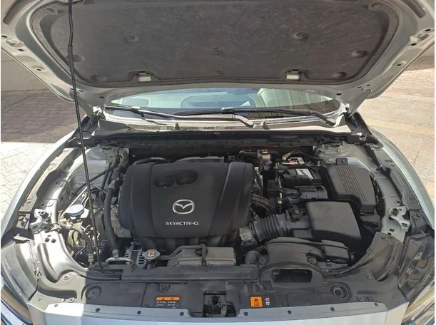 Car image 23