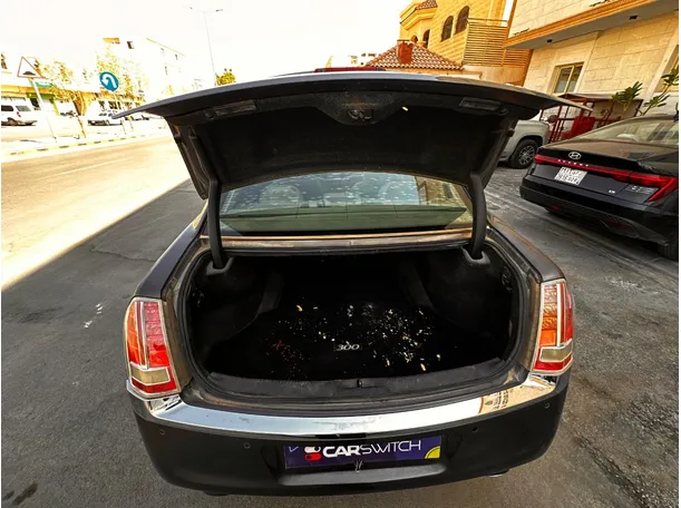 Car image 22