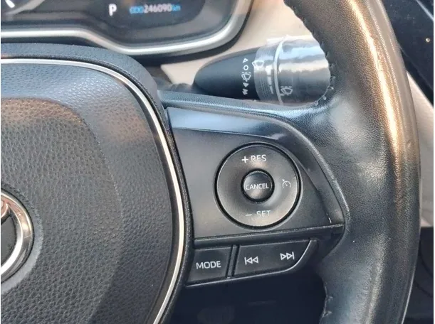 Car image 28