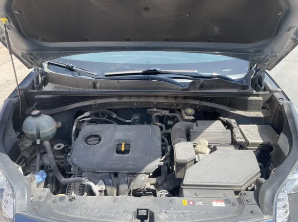 Car image 24