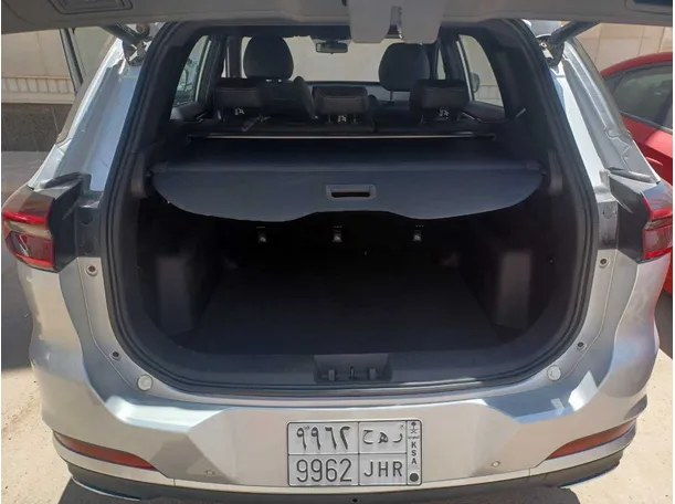 Car image 22