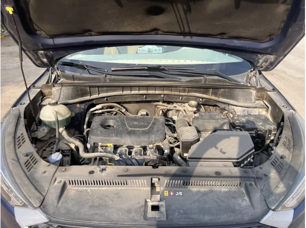 Car image 24