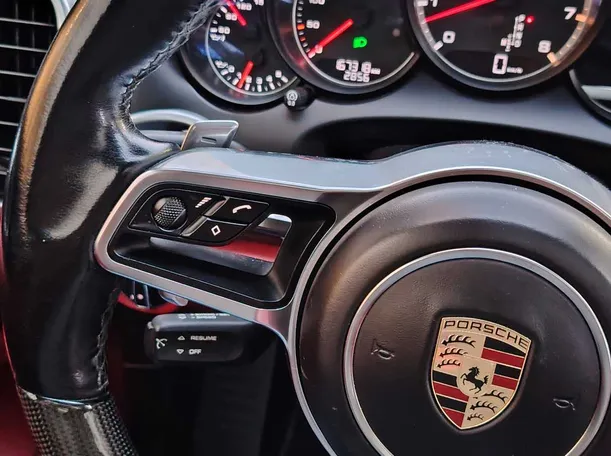 Car image 31