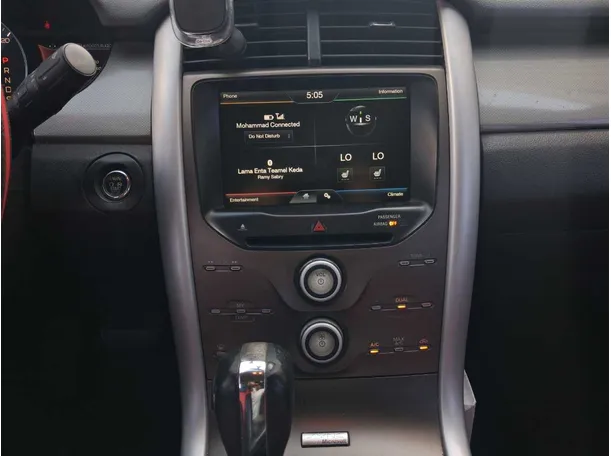 Car image 14