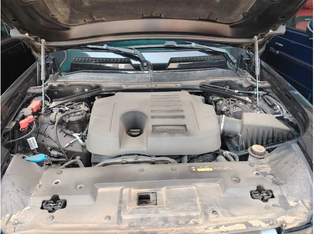 Car image 34