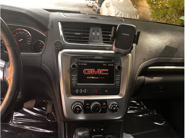 Car image 18