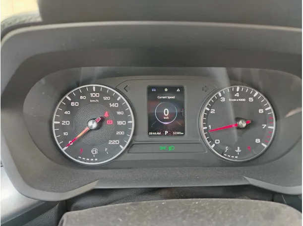 Car image 30