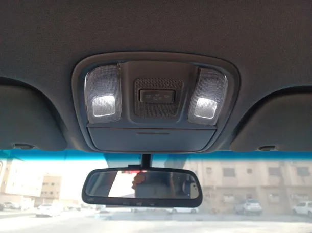 Car image 21