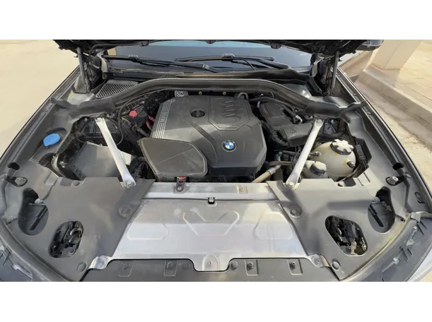 Car image 26