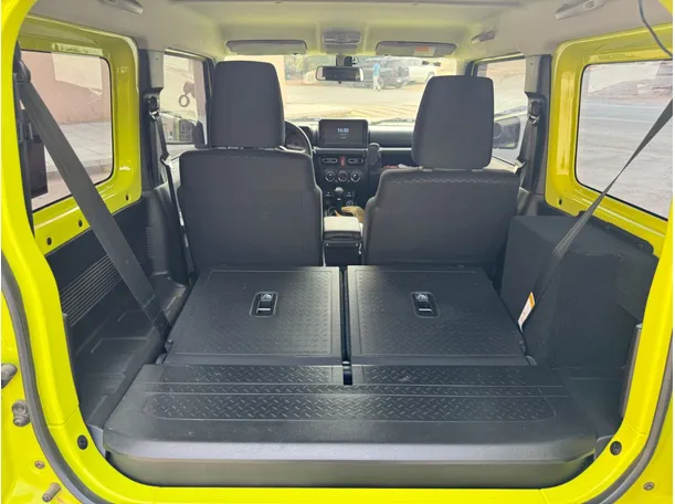 Car image 15