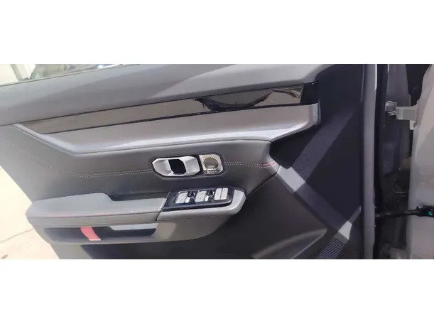 Car image 28