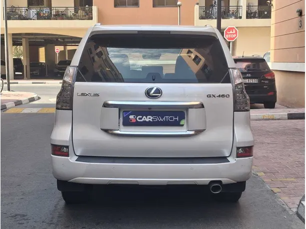 Car image 6