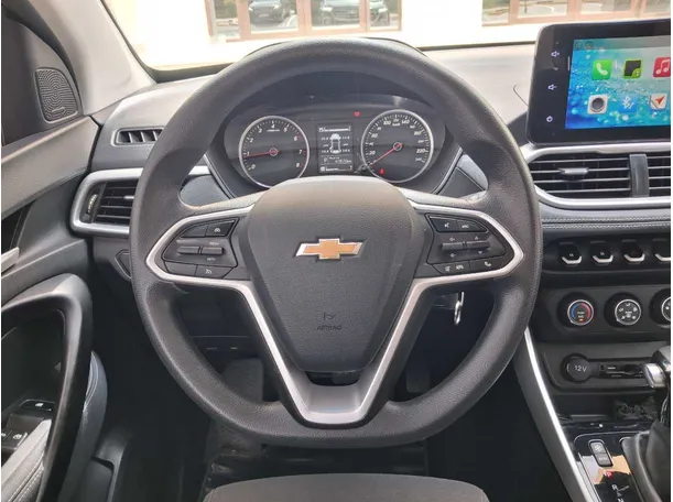 Car image 16