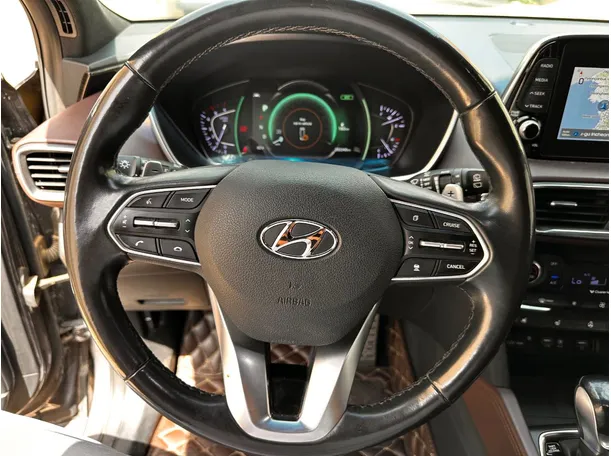 Car image 20