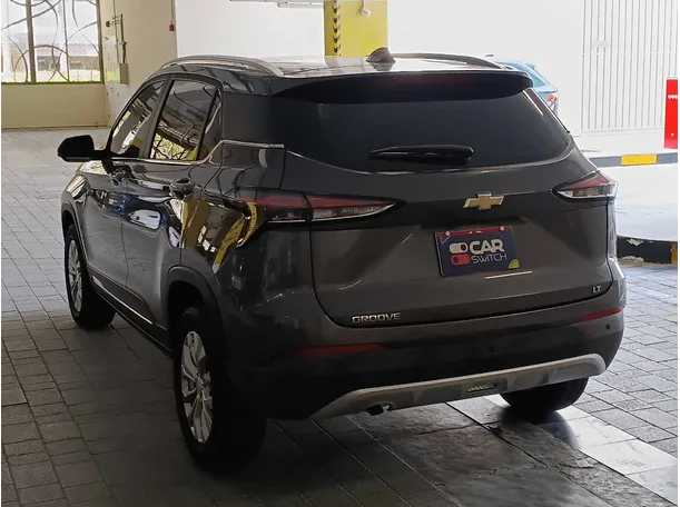 Car image 7