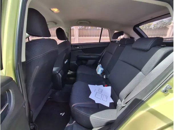 Car image 14