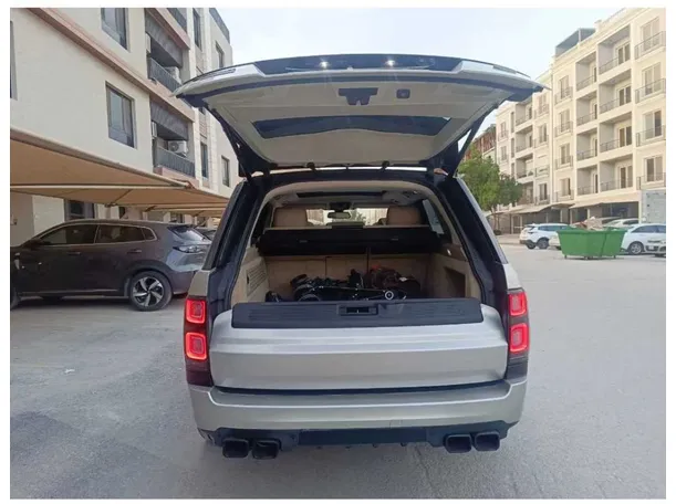 Car image 33