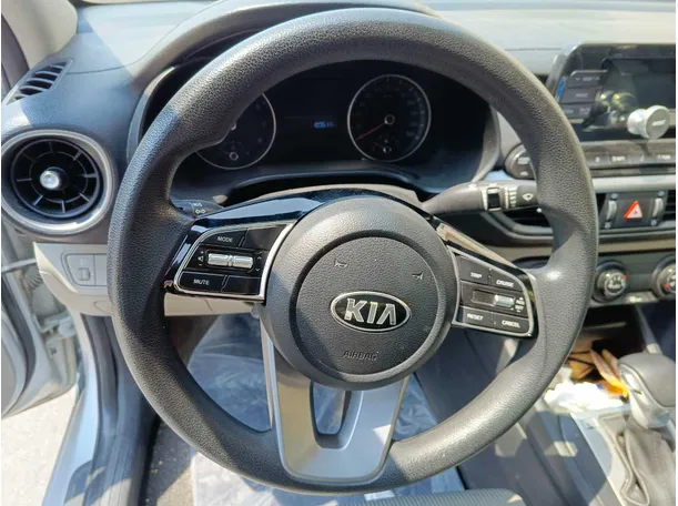 Car image 22
