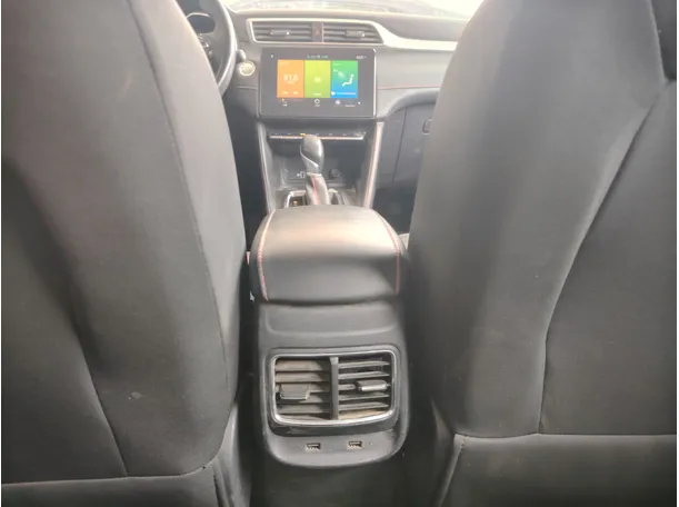 Car image 27
