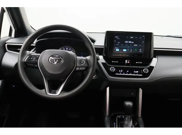 Car image 15