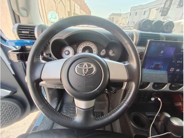 Car image 23