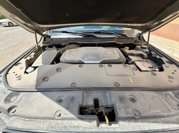 Car image 28