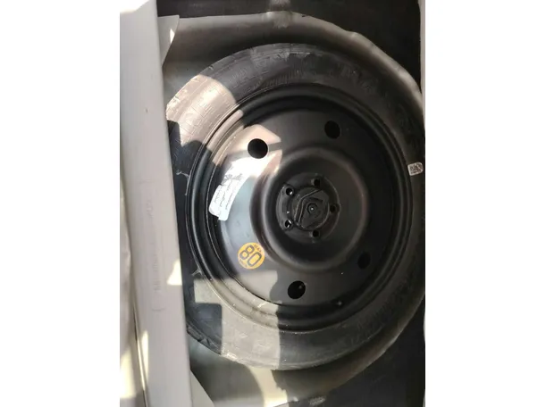 Car image 47