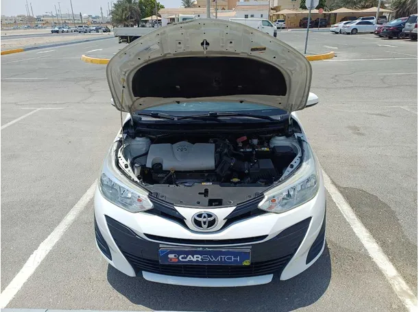 Car image 20