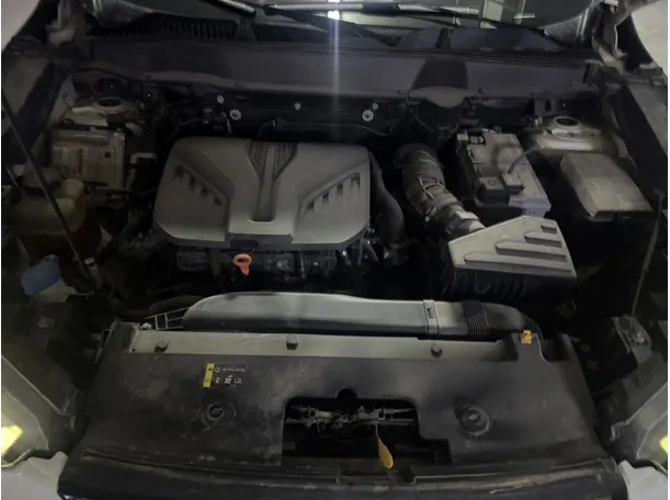 Car image 22