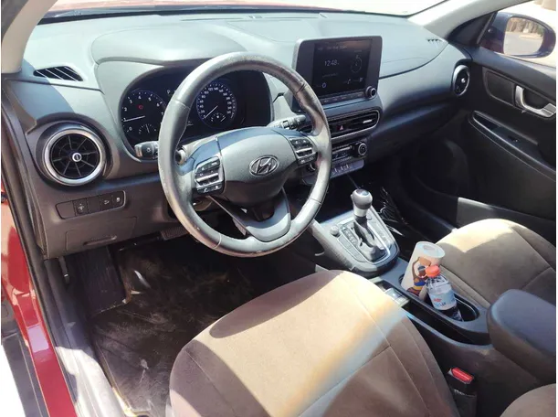 Car image 12