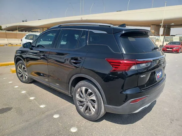 Car image 7