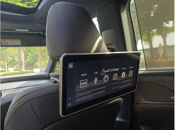 Car image 21