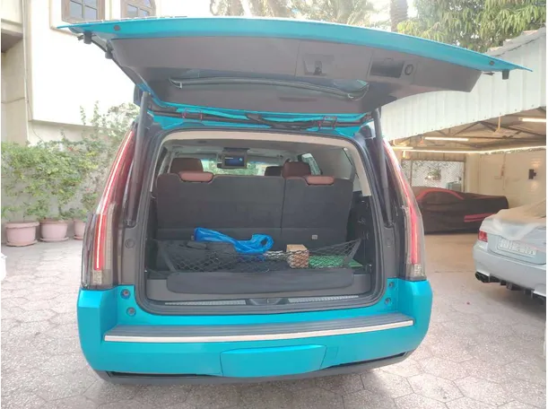 Car image 32